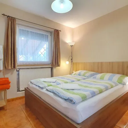 Krisztian Apartmanhaz Lägenhet Vonyarcvashegy