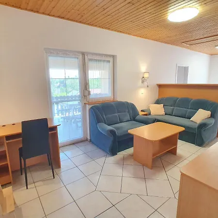 Krisztian Apartmanhaz