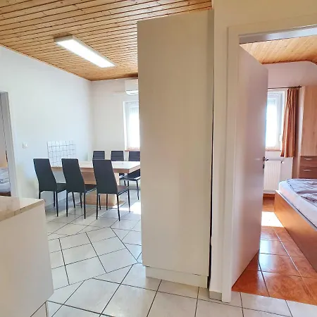 Krisztian Apartmanhaz Lägenhet
