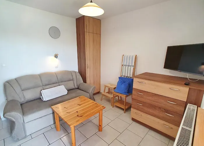 Krisztian Apartmanhaz פוניארצוושהג'