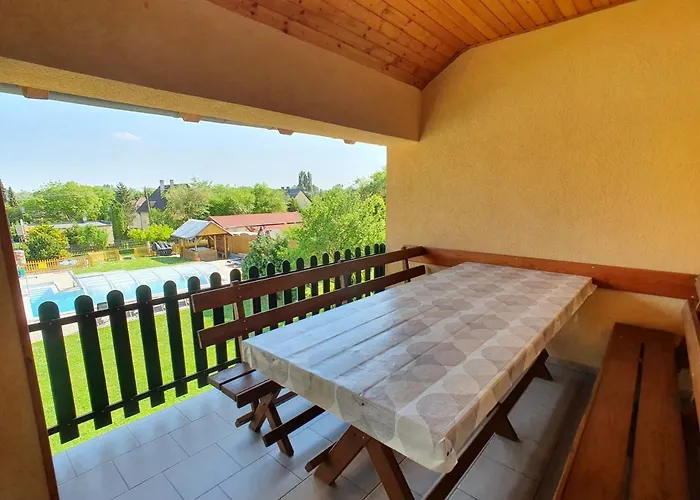 Krisztian Apartmanhaz